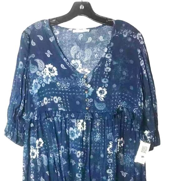 CES Femme Floral Smocking Boho Blue White Dress Size Small Runs large - Picture 16 of 16